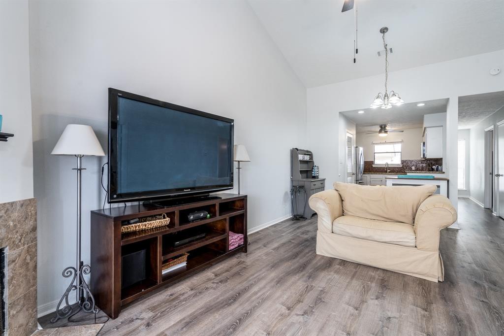 203 Lakeview Terrace Ter #203 B, Conroe, Texas image 16