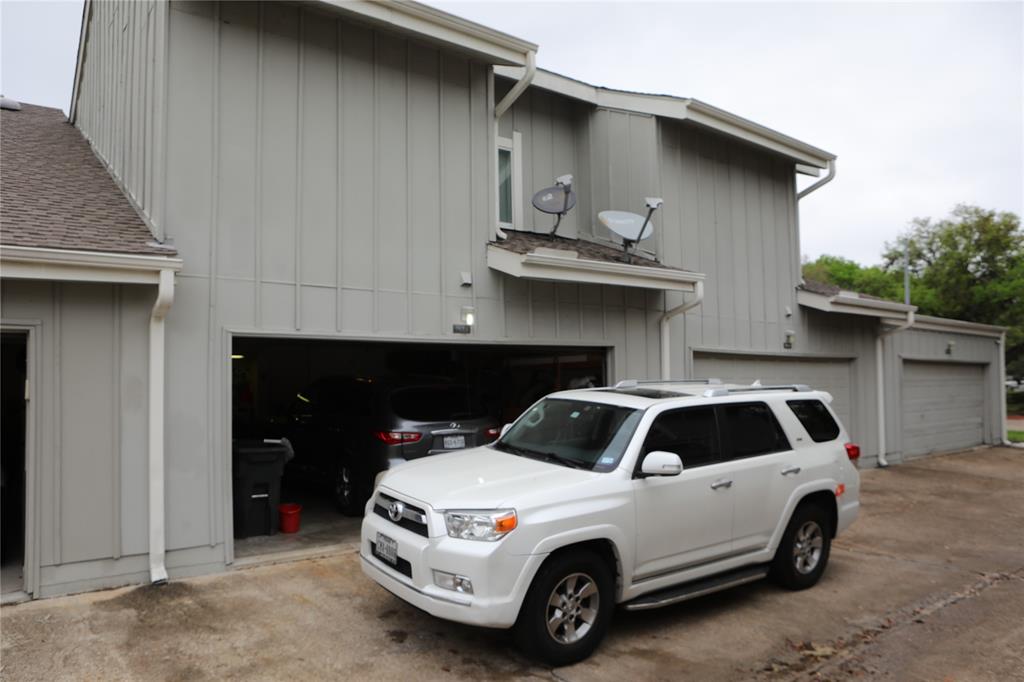 7054 Greenway Chase Street #513, Houston, Texas image 3