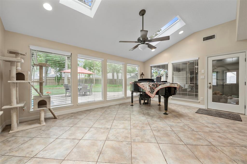 2006 Shady Branch Drive, Houston, Texas image 7