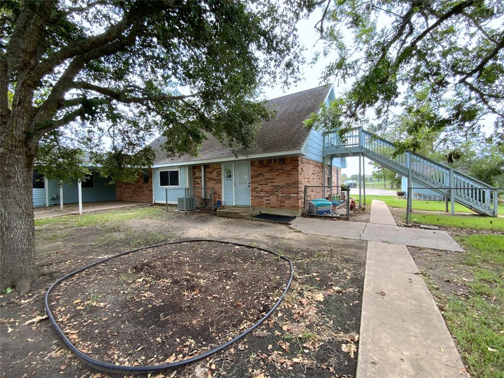 1320 W Brazos Avenue, West Columbia, Texas image 18