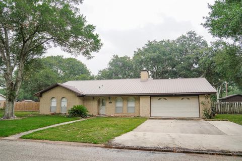 A home in El Campo