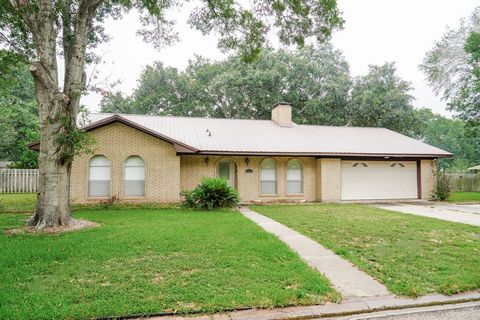 A home in El Campo