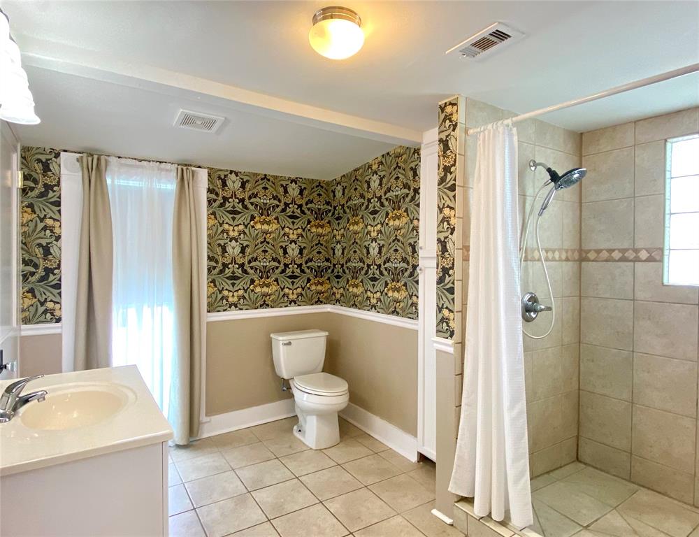 1220 Avenue M 1/2, Galveston, Texas image 21
