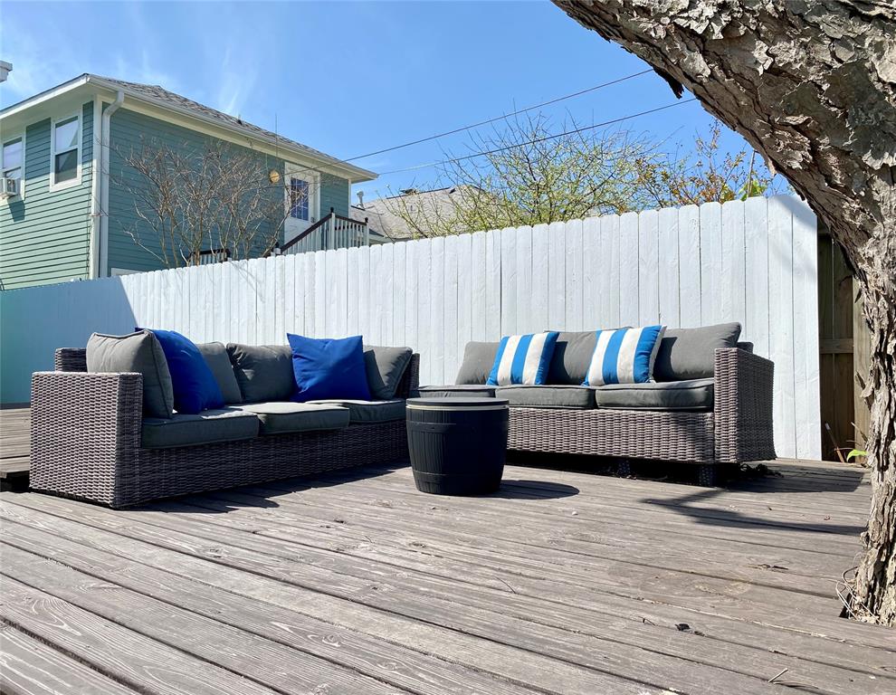 1220 Avenue M 1/2, Galveston, Texas image 25