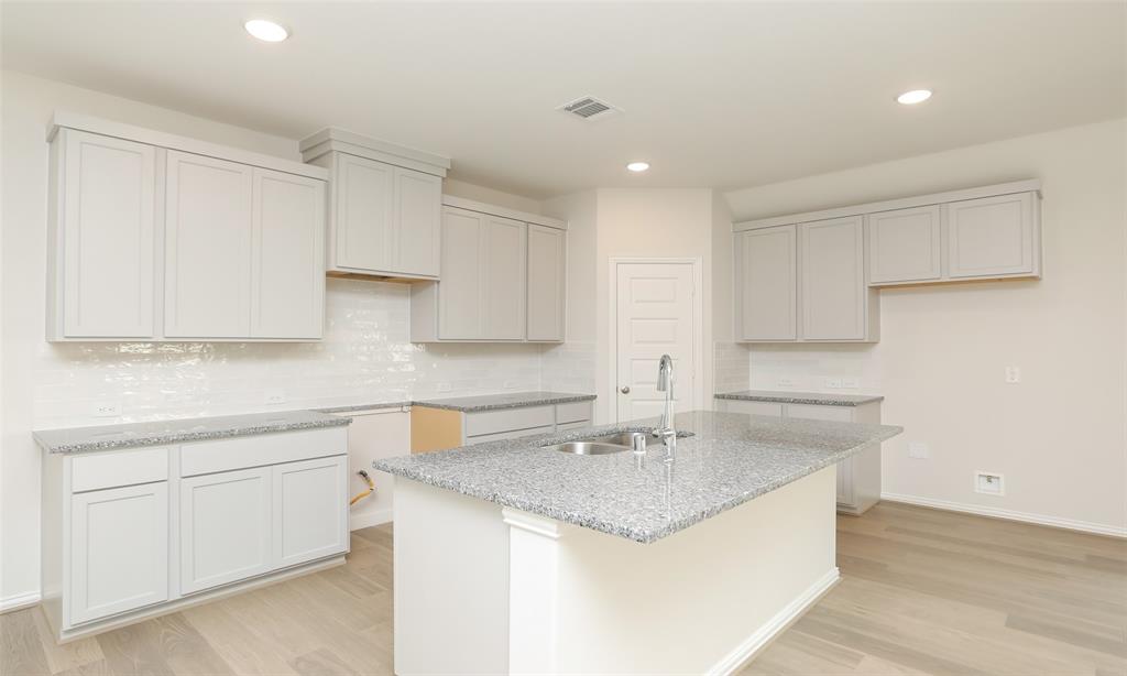320 Ice Shore Trail, Dayton, Texas image 13