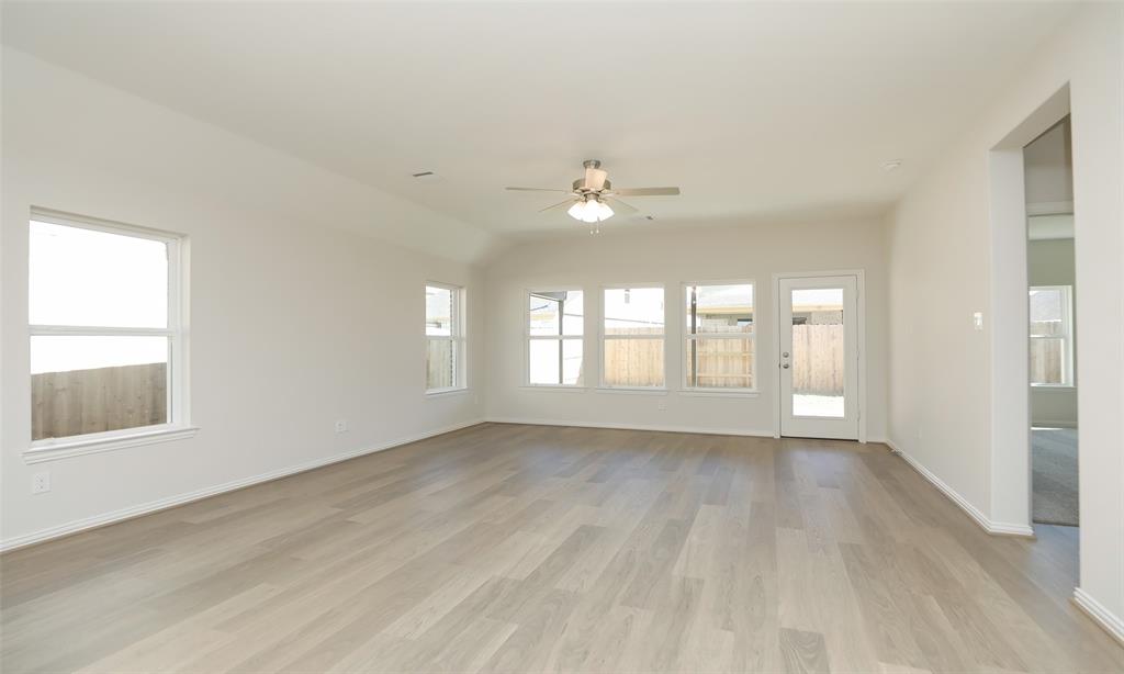 320 Ice Shore Trail, Dayton, Texas image 20