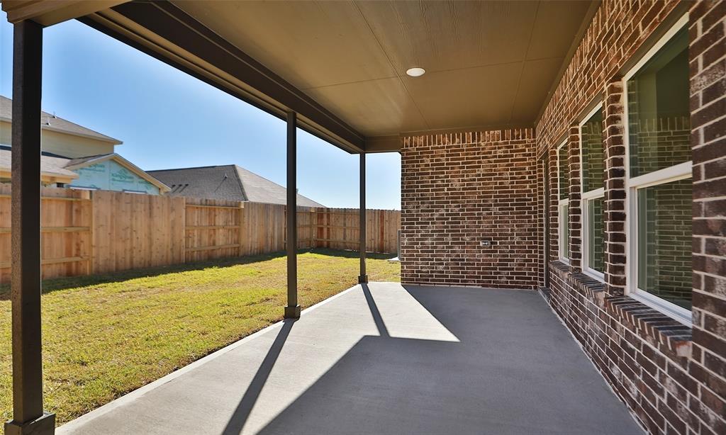 320 Ice Shore Trail, Dayton, Texas image 32