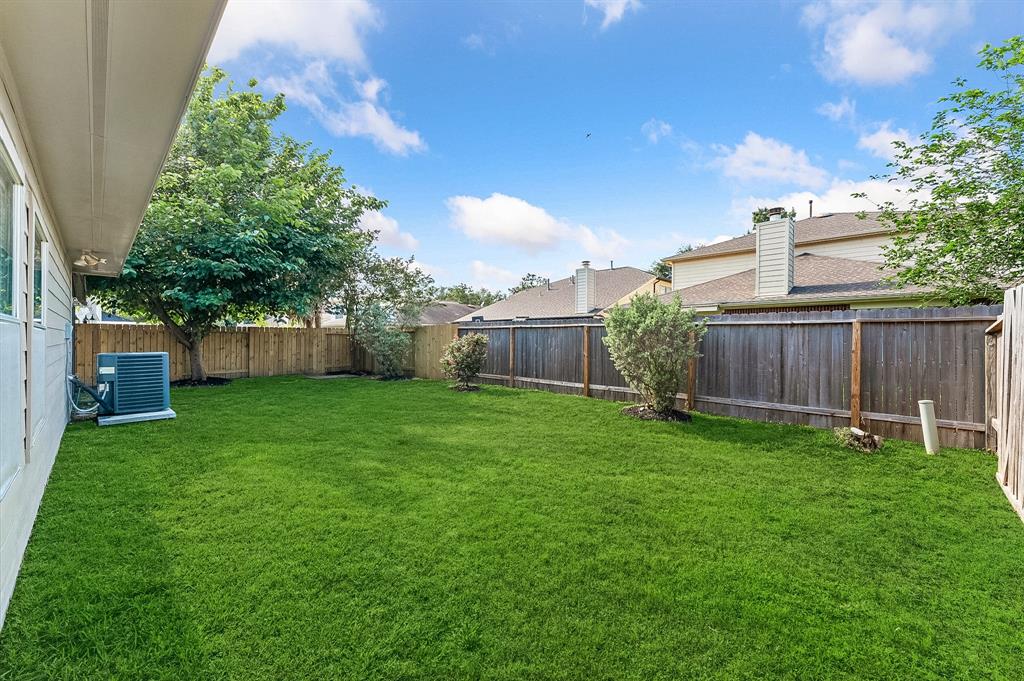 17222 Desert Maize Lane, Houston, Texas image 45