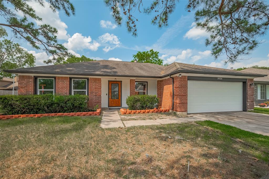 19326 Bristlestar Drive