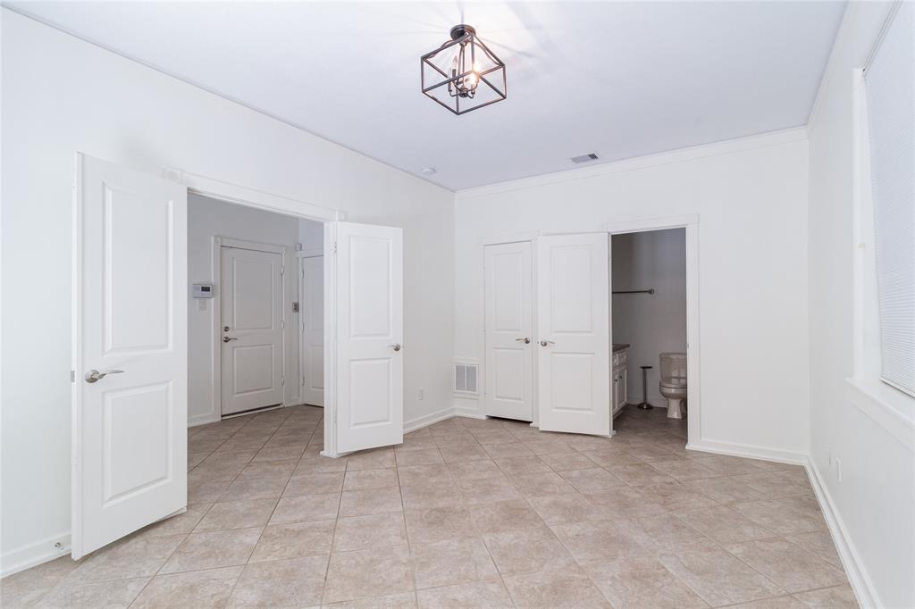1114 Tiki Drive, Galveston, Texas image 9