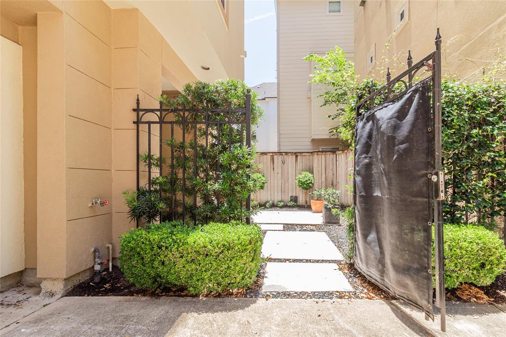 1114 Tiki Drive, Galveston, Texas image 3