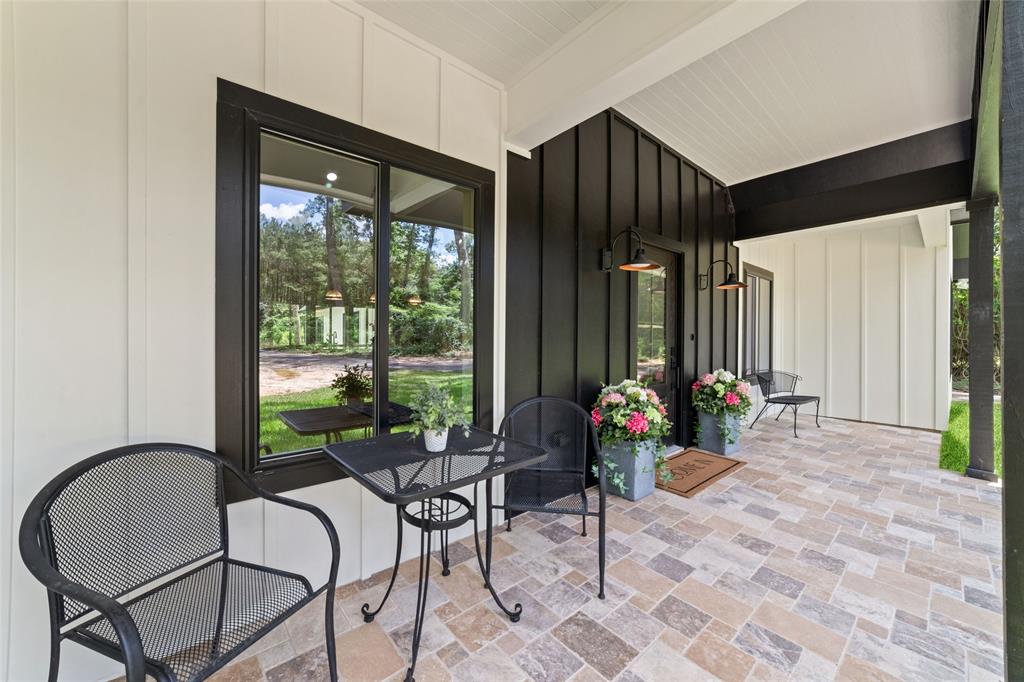 23114 Cardinal Drive