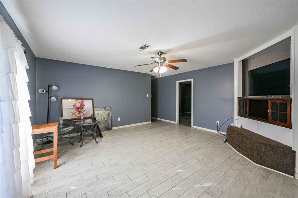 224 Zinn Drive, Crosby, Texas image 4