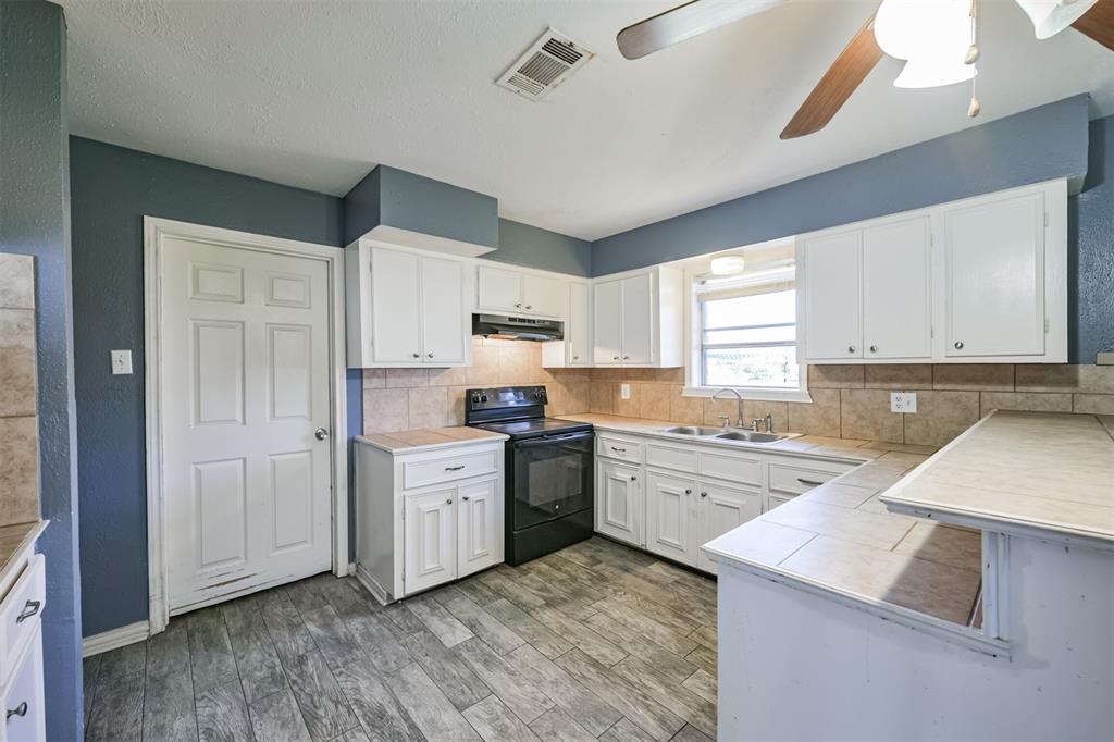 224 Zinn Drive, Crosby, Texas image 5