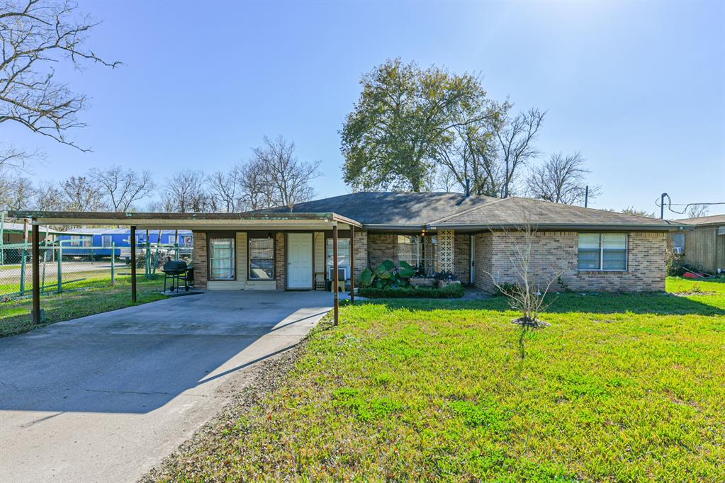224 Zinn Drive, Crosby, Texas image 1