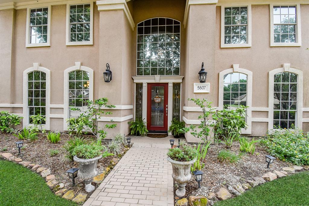 5607 Peninsula Park Drive