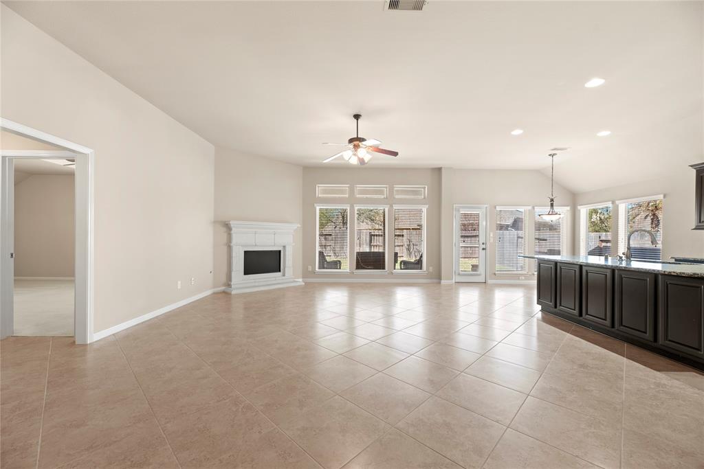 18306 E Morgans Bend Drive, Cypress, Texas image 34
