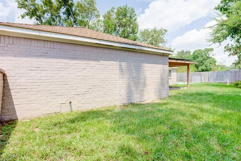 A home in Missouri City