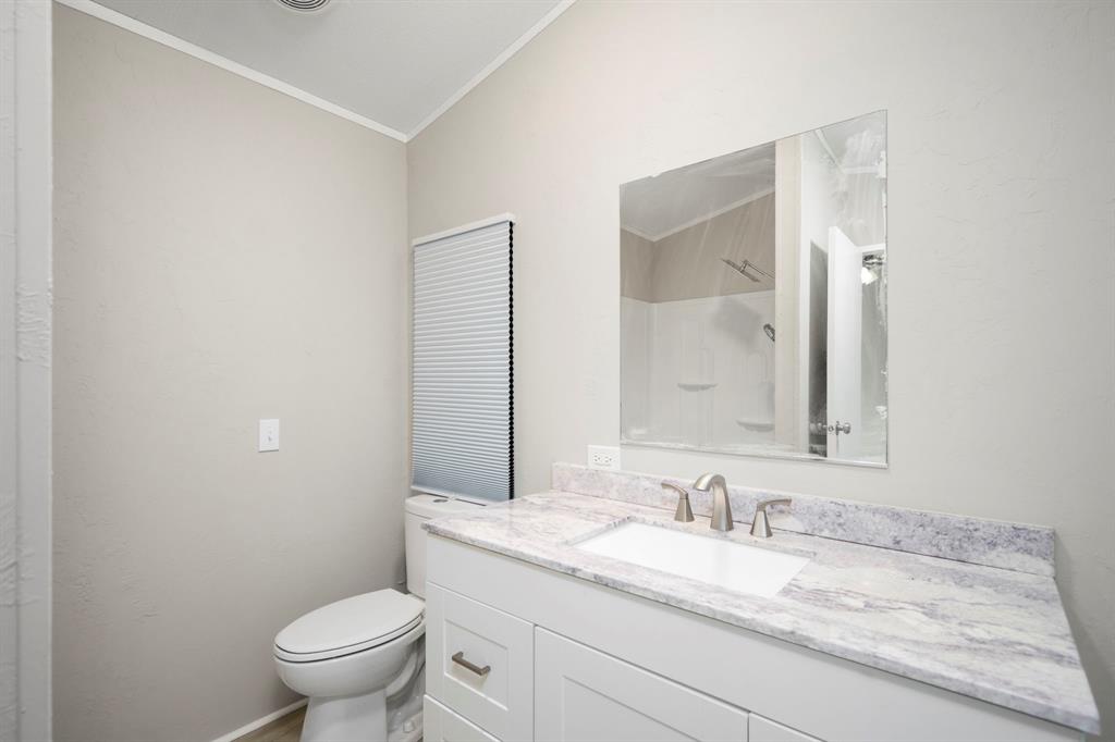 151 Water Oak Drive, Point Blank, Texas image 7