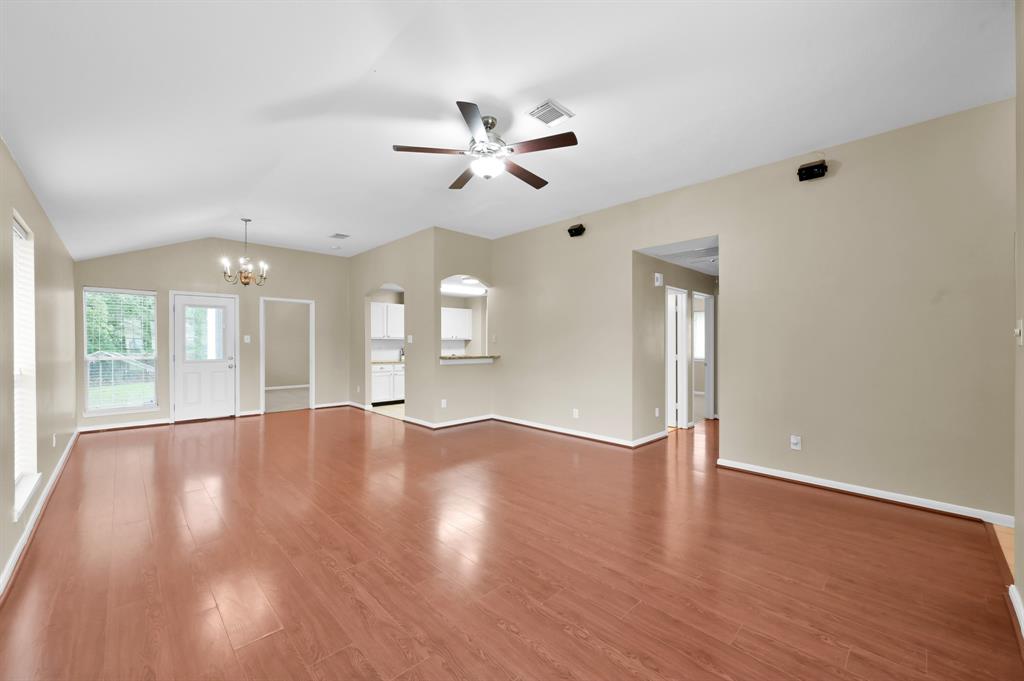 506 Paradise Lane