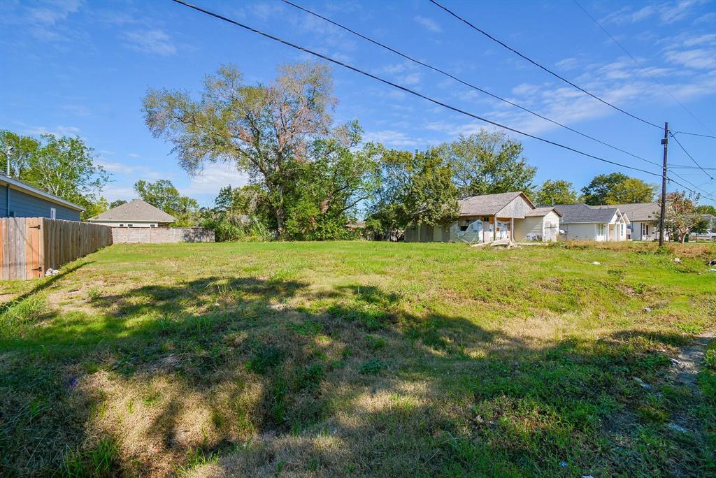 4607 Larkspur Street, Houston, Texas image 1