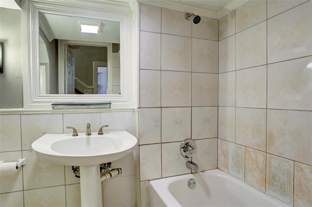 2709 Blodgett Street, Houston, Texas image 18