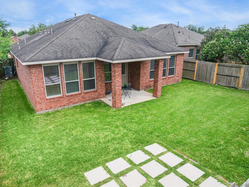 3227 Doves Nest Court, Dickinson, Texas image 5