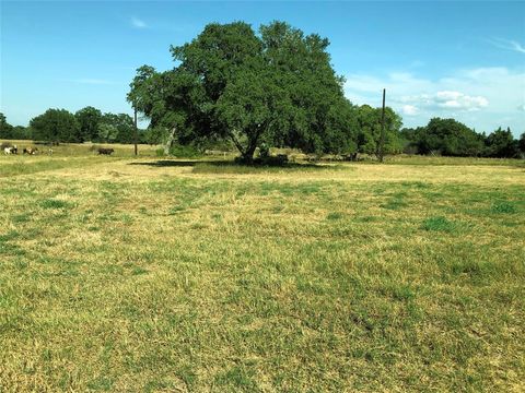Vacant Land For Sale - LOT 7 Pvt 1672<br/> Hallettsville, TX 77964