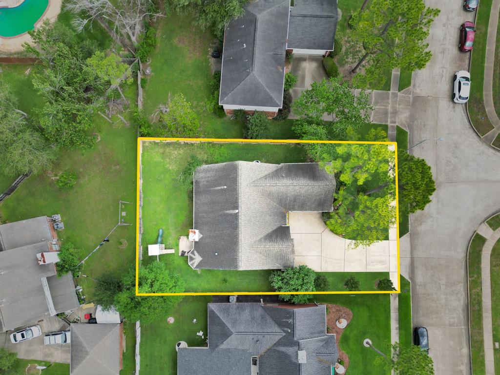 15202 Stoneyview Drive, Houston, Texas image 42