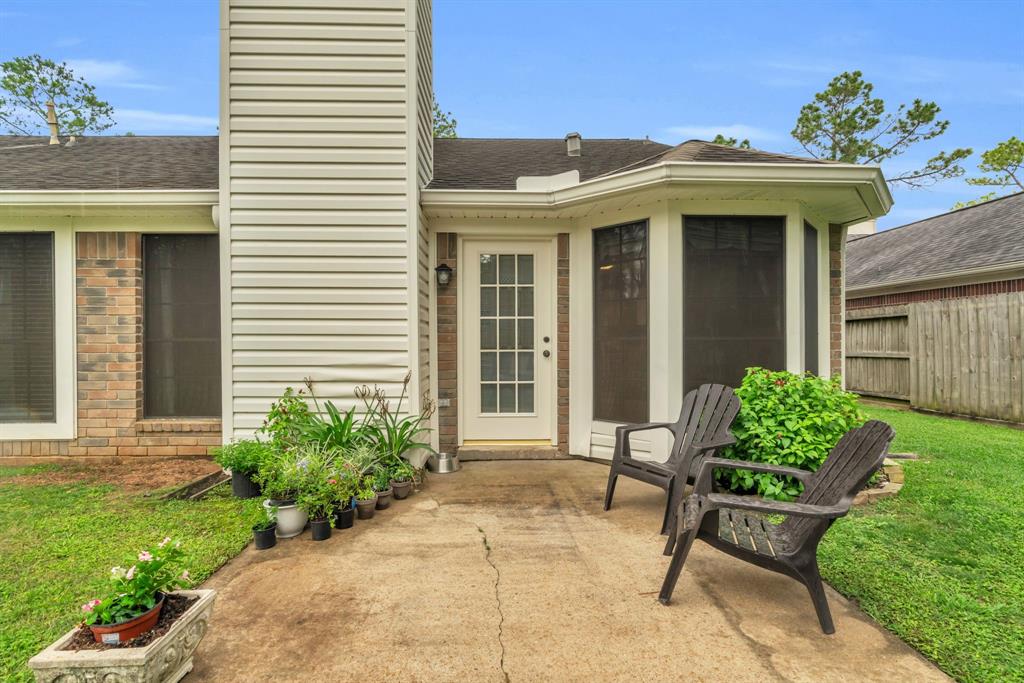 15202 Stoneyview Drive, Houston, Texas image 36