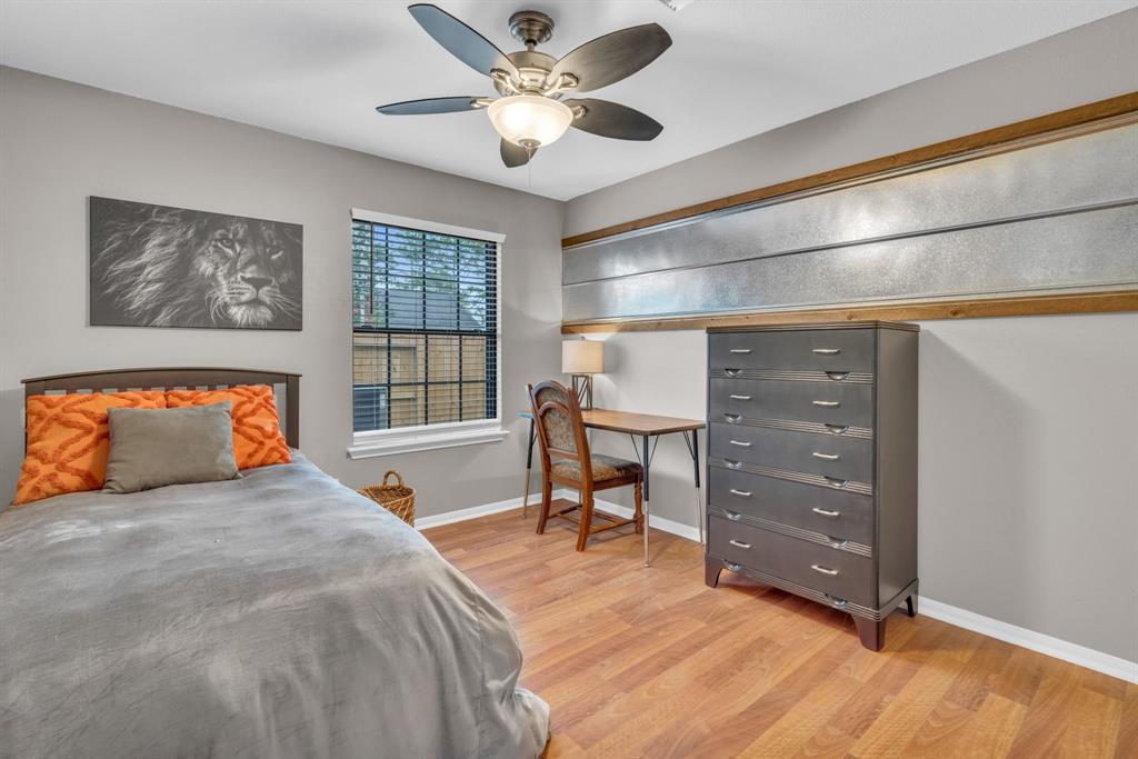15202 Stoneyview Drive, Houston, Texas image 30