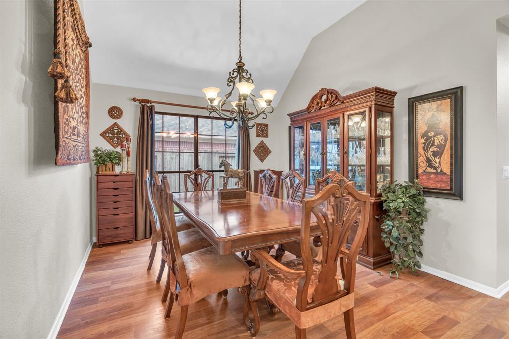 15202 Stoneyview Drive, Houston, Texas image 11