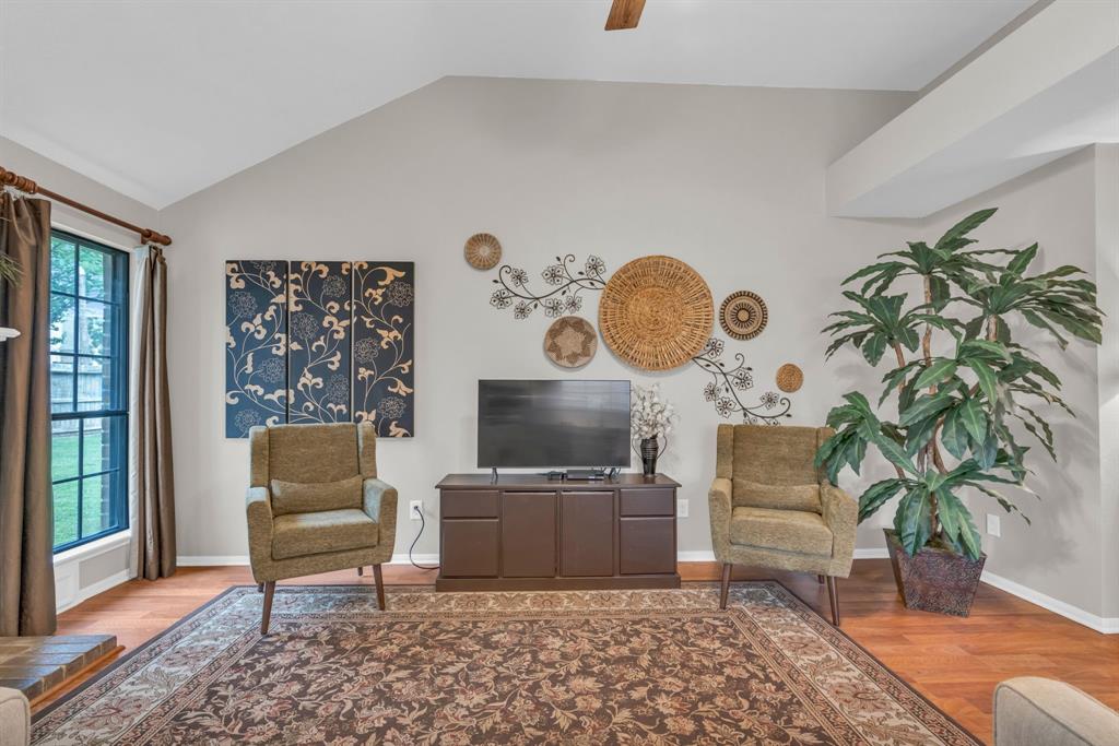 15202 Stoneyview Drive, Houston, Texas image 13