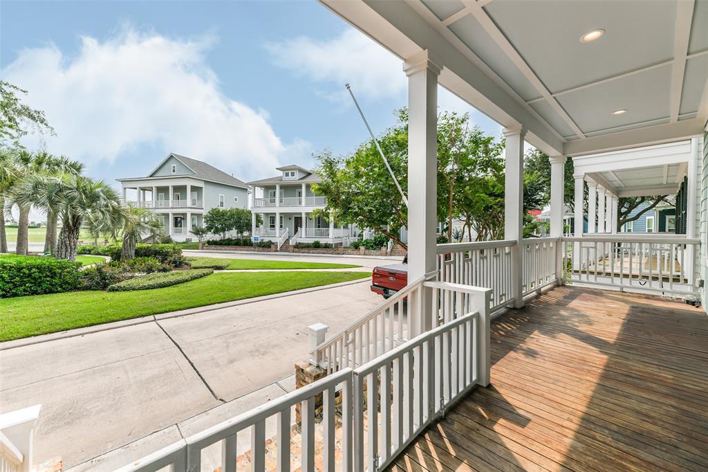 6 Curiosity Lane, Galveston, Texas image 4