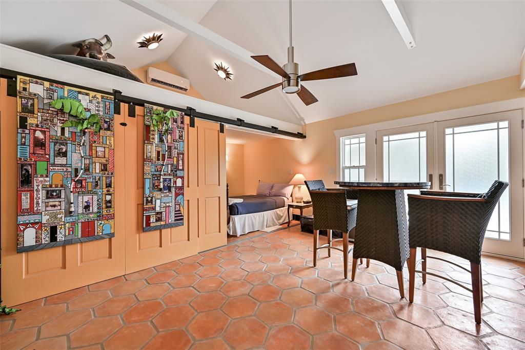 902 16th Street, Galveston, Texas image 32