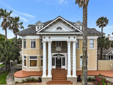 Photo of 902 16th Street, Galveston, TX 77550 (MLS # 29279758)