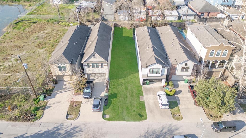 833 W 26th Street, Houston, Texas image 3