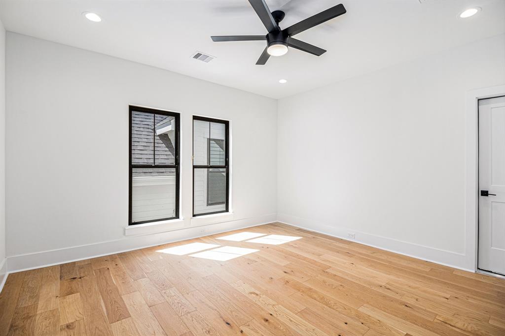515 E 4th Street, Houston, Texas image 19