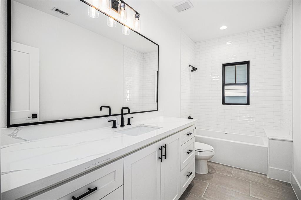 515 E 4th Street, Houston, Texas image 22