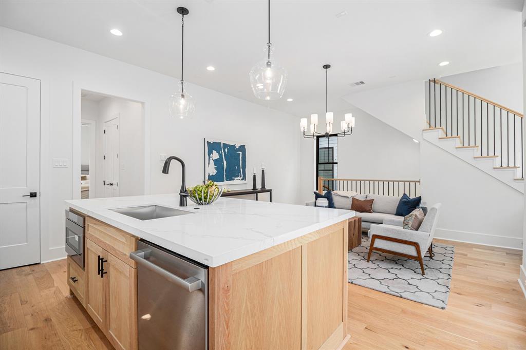515 E 4th Street, Houston, Texas image 10