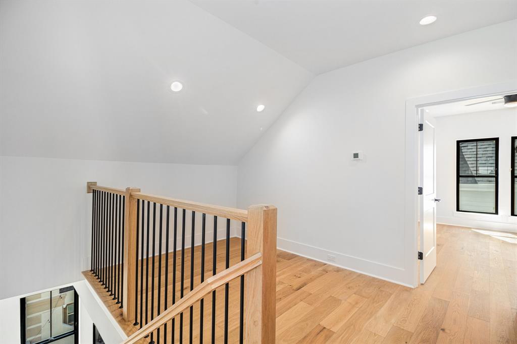 515 E 4th Street, Houston, Texas image 17