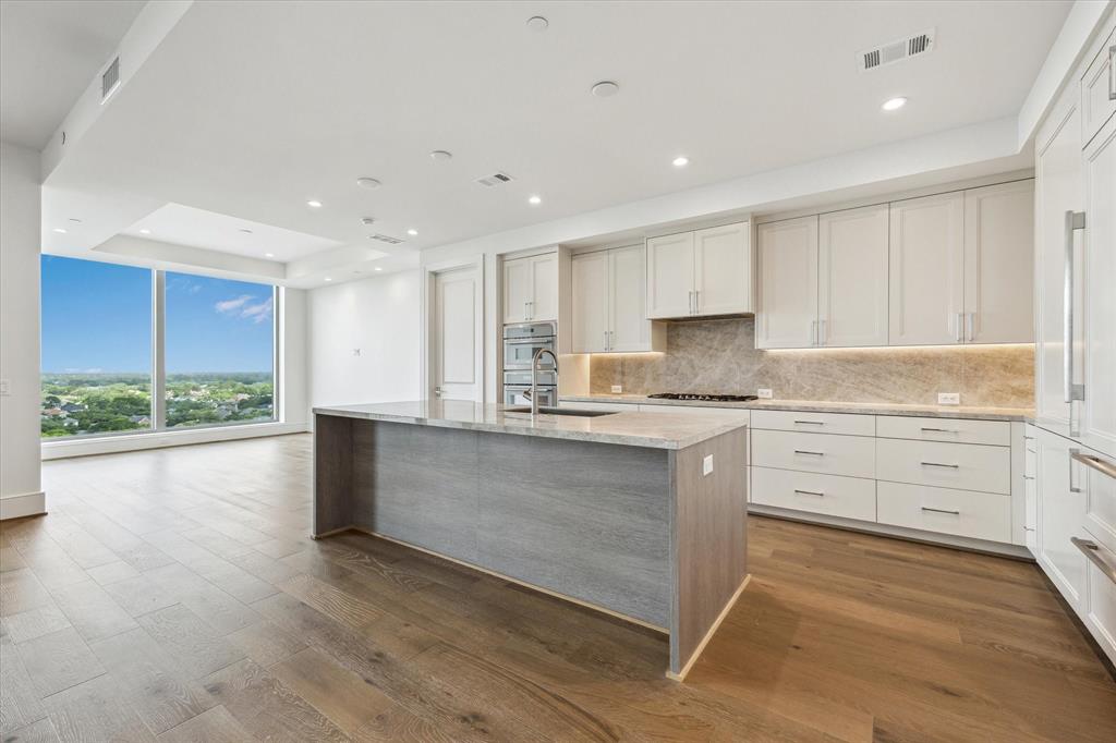 5656 San Felipe Street #1304, Houston, Texas image 3