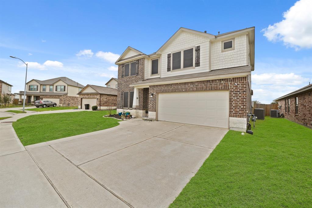 7211 Cypress Pin Oak Drive, Cypress, Texas image 4