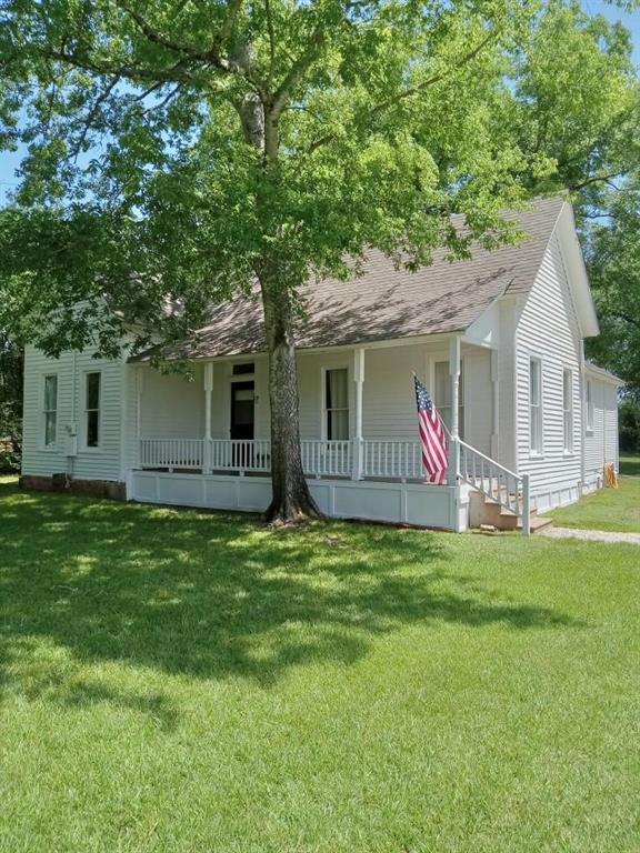 138 S Grace Street, Crockett, Texas image 1