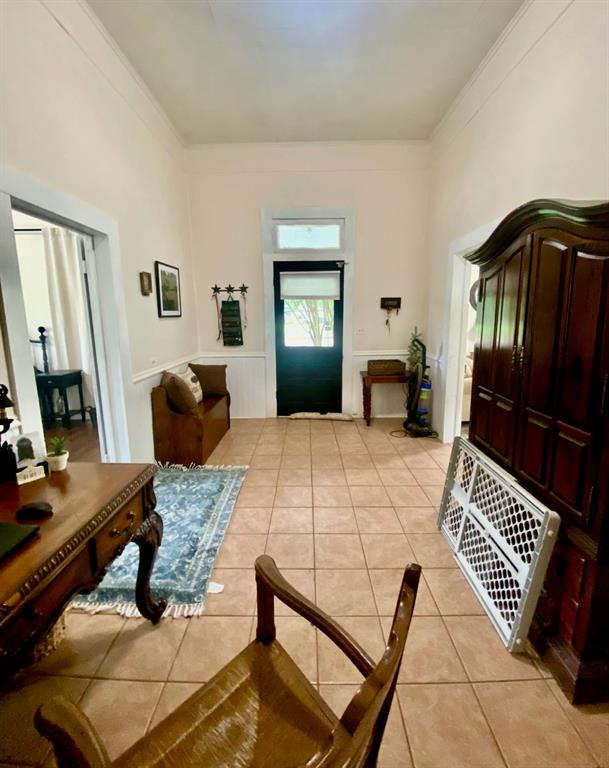 138 S Grace Street, Crockett, Texas image 3