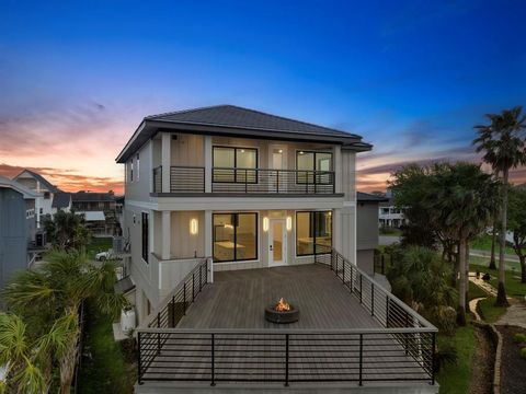 1303 Oahu Drive Tiki Island TX 77554