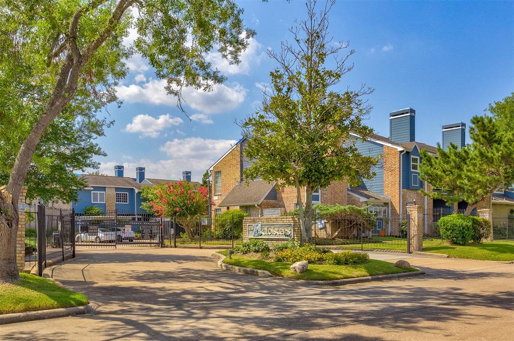 2323 Fairwind Road #541, Houston, Texas image 1