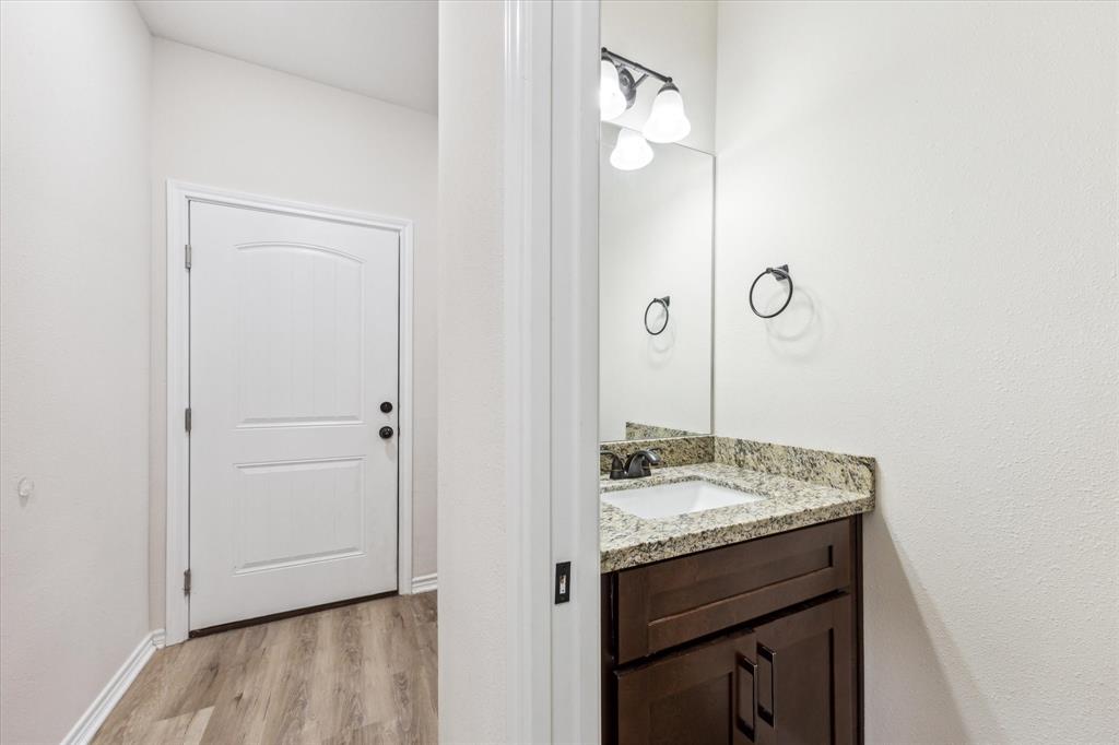 401 Saint Andrews Drive, New Ulm, Texas image 18