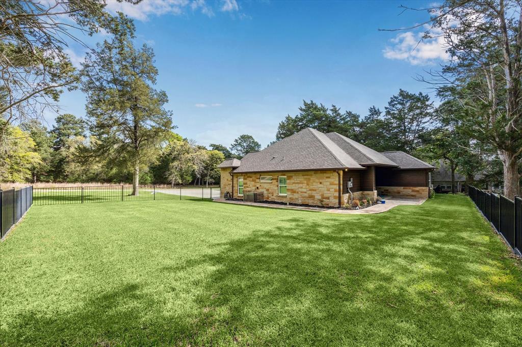 401 Saint Andrews Drive, New Ulm, Texas image 21