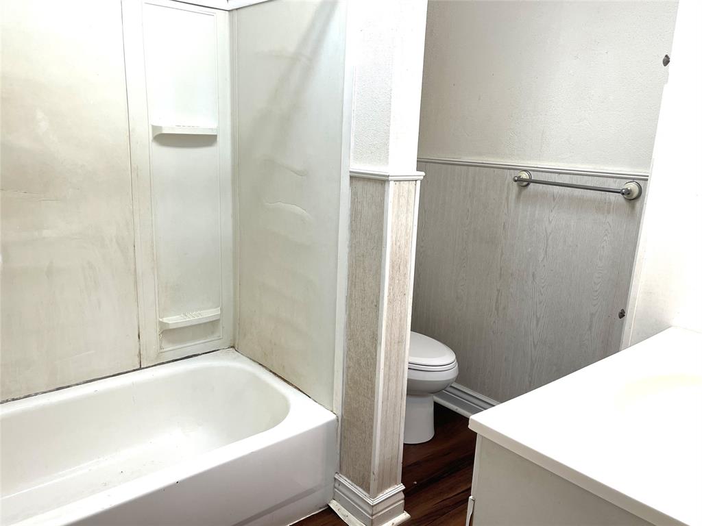 1119 N 4th Avenue, Teague, Texas image 12